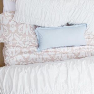 Crane and Canopy Light Beige and White Duvet cover